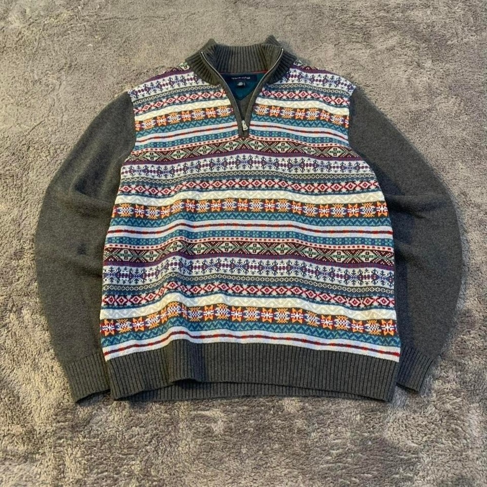 Classy‎ Grey Tommy Hilfiger Quarterzip with Aztec like colorful pattern Large